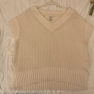 Cream Knit Sweater Vest | V-Neck | EUC